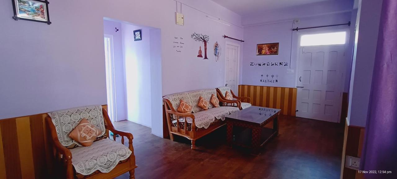 The City Escape Farmstay Shimla Exteriör bild