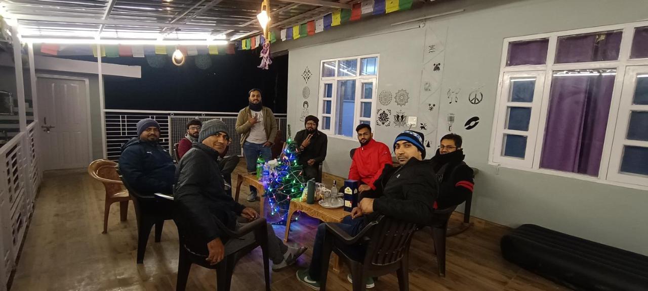 The City Escape Farmstay Shimla Exteriör bild