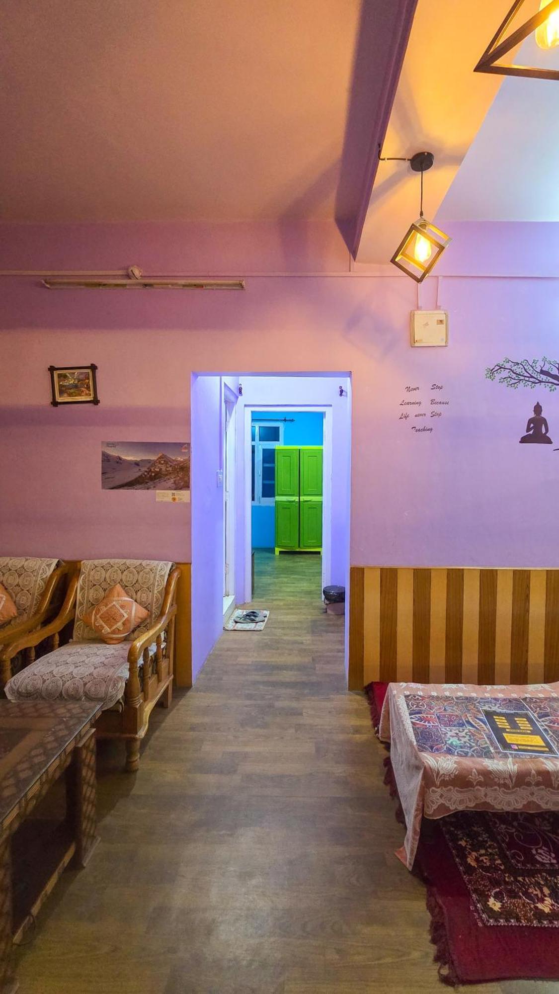 The City Escape Farmstay Shimla Exteriör bild